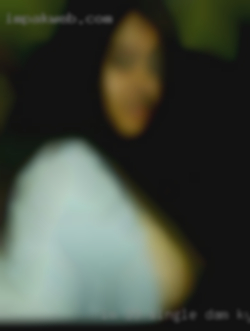 I'm 39 single male from  Melbourne Dam, KY and horny city.