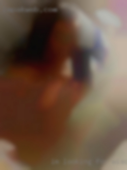 I'm looking Wisconsin pussy in for FWB , FB , hookup's etc.