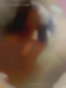 Looking love fucking for   casual hookups  and fwb.